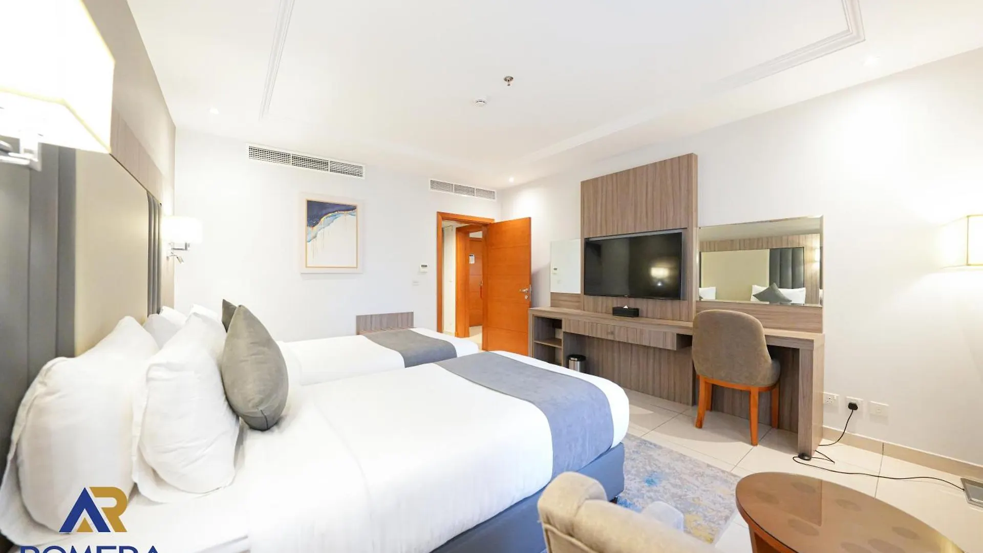 Romera Hotel Jeddah 3*,